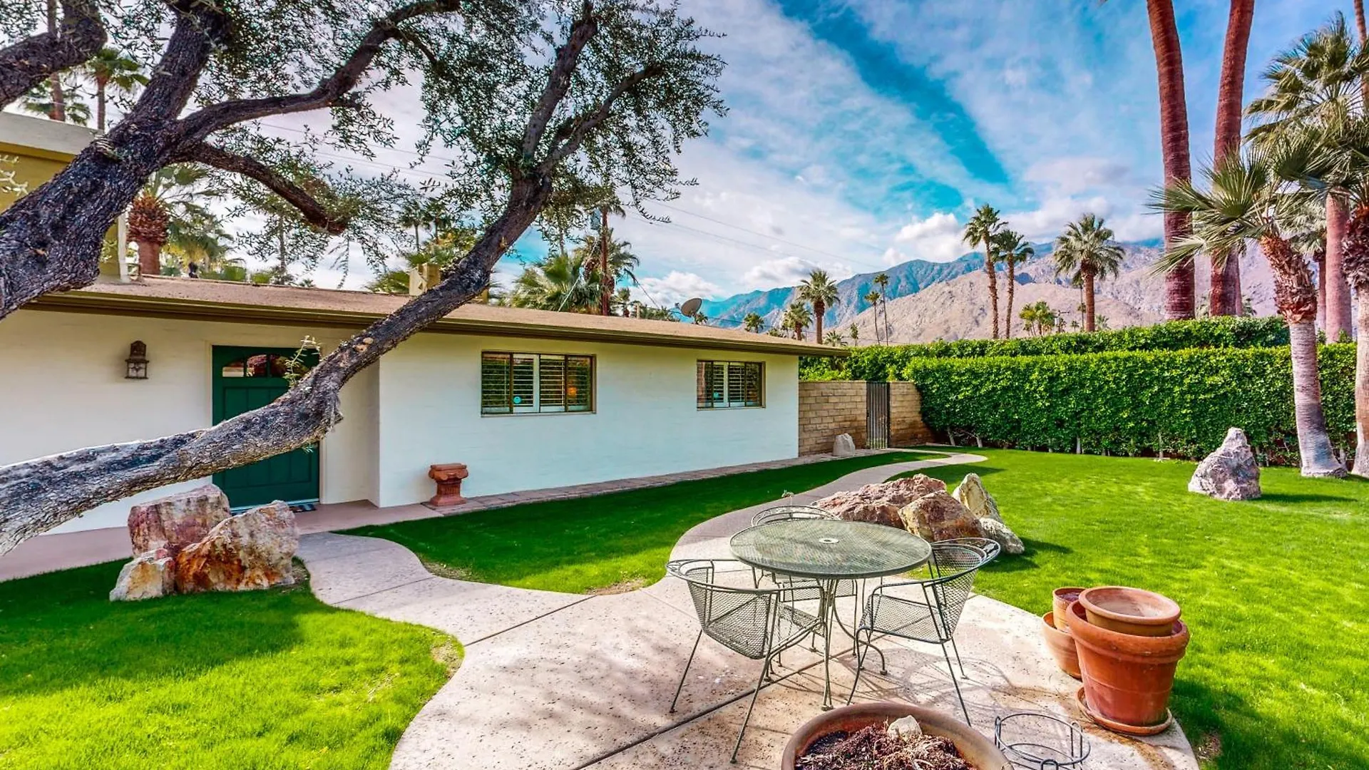 California Dreamin' In The Desert - 31952 Palm Springs 0*,